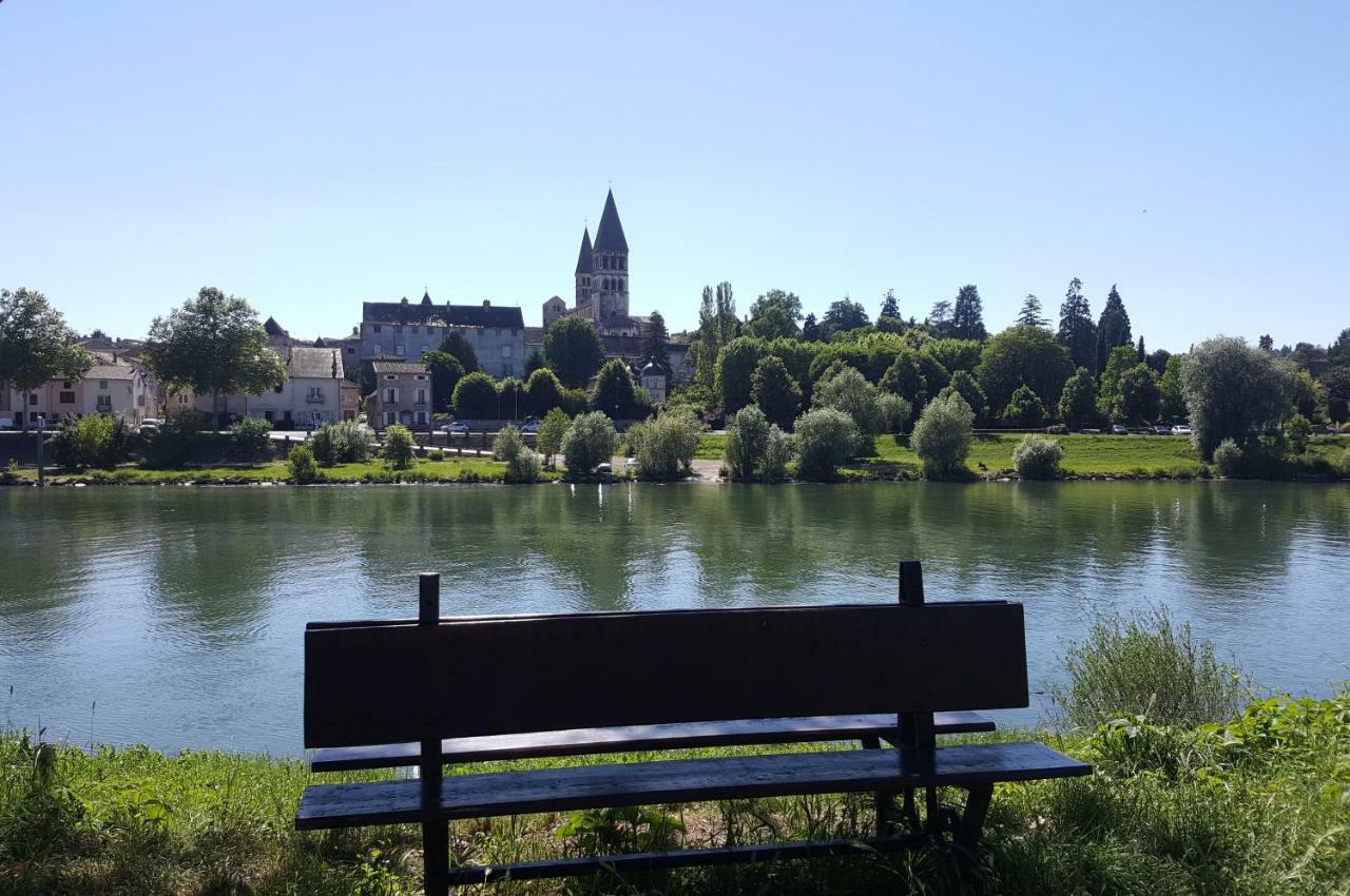 Tournus Belle Maison Vue Sur Saone מראה חיצוני תמונה